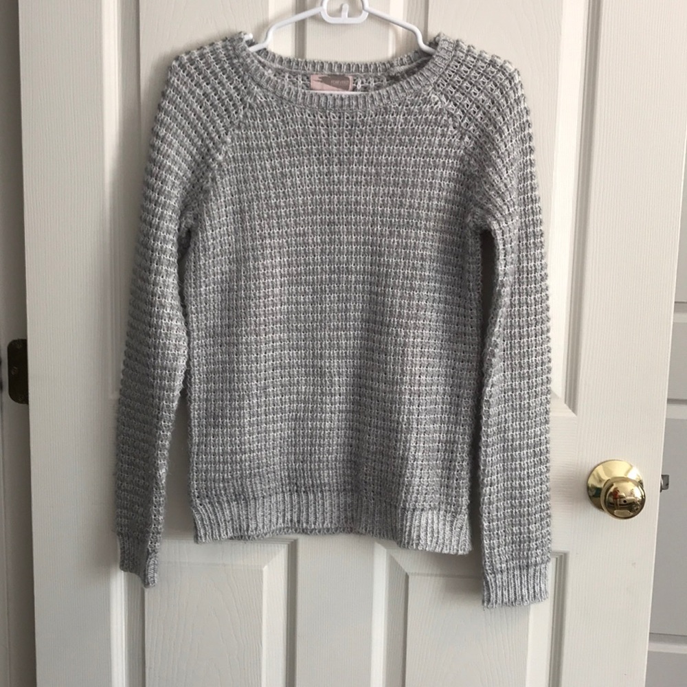Grey sweater